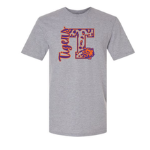 Load image into Gallery viewer, GV Tigers Unisex fit Short Sleeve T shirt 2xl-4xl
